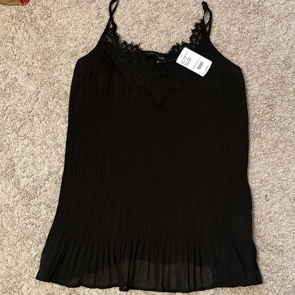 Suzanne Betro Elegant Black Lace Camisole